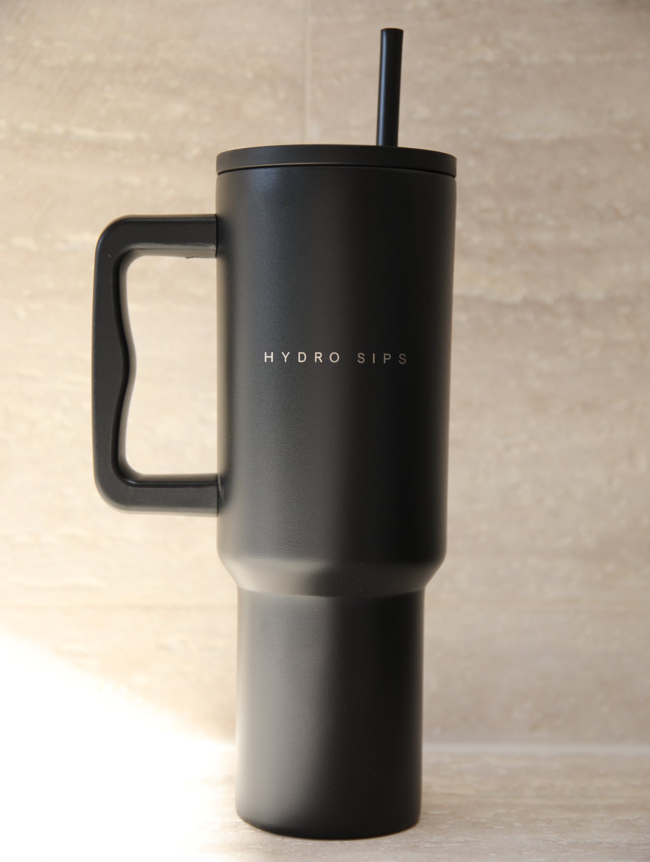 HYDRO SIPS Tumbler - Fekete